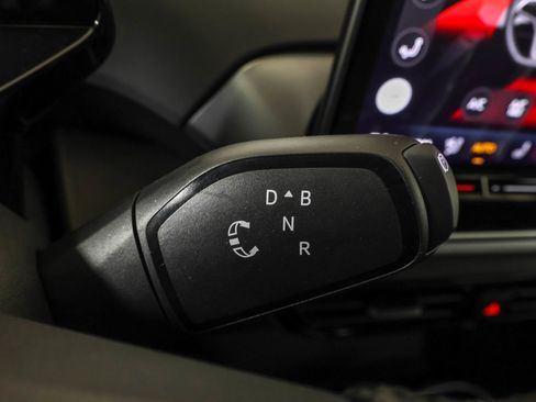 New 2025 Volkswagen ID.4 Pro AWD/4WD image 29