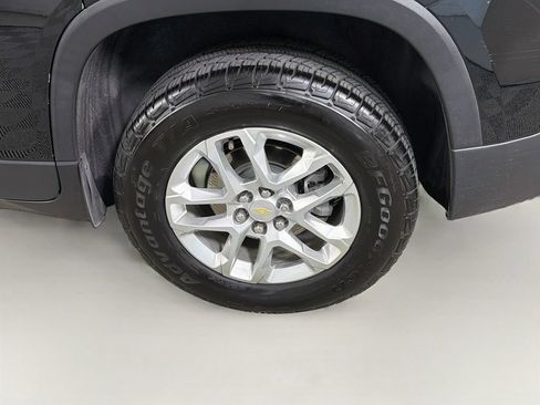 Used 2023 Chevrolet Traverse LS w/ Safety Package FWD image 15