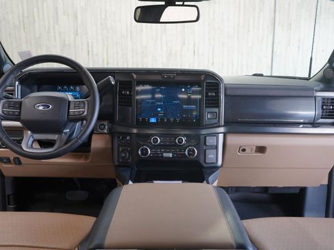 Used 2025 Ford F250 Lariat w/ Chrome Package AWD/4WD image 17