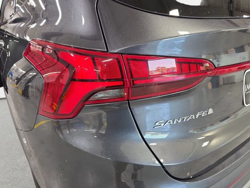 Used 2022 Hyundai Santa Fe SEL w/ Convenience + Premium Package FWD image 32