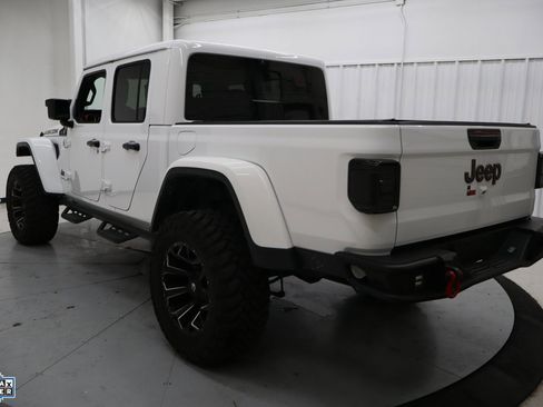 Used 2022 Jeep Gladiator Rubicon w/ Cold Weather Group image 6