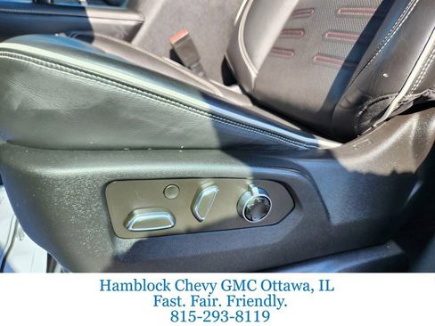 Used 2022 GMC Sierra 1500 AT4X image 28