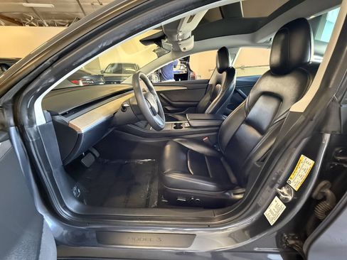 Used 2023 Tesla Model 3 Standard Range RWD image 18