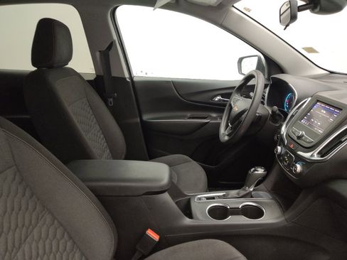 Used 2021 Chevrolet Equinox LT FWD image 21