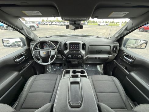 Used 2022 Chevrolet Silverado 1500 Custom image 16