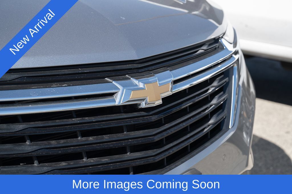 Used 2024 Chevrolet Equinox LT AWD/4WD image 8