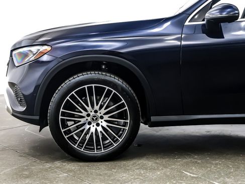 Certified 2024 Mercedes-Benz GLC 300 GLC 300 SUV image 11