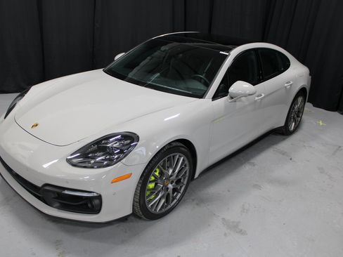 Used 2023 Porsche Panamera 4S image 14