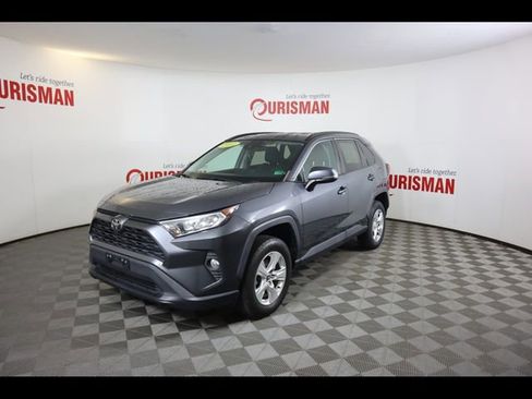 Used 2021 Toyota RAV4 XLE image 1