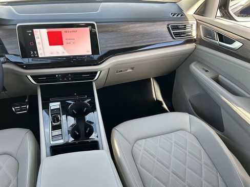 New 2026 Volkswagen Atlas SEL Premium R-Line image 12