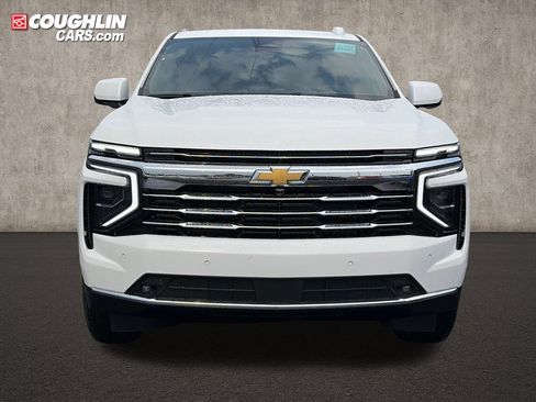New 2026 Chevrolet Suburban LT w/ Comfort Package AWD/4WD image 2