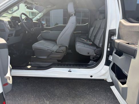 Used 2022 Ford F150 XL w/ Equipment Group 101A High AWD/4WD image 10