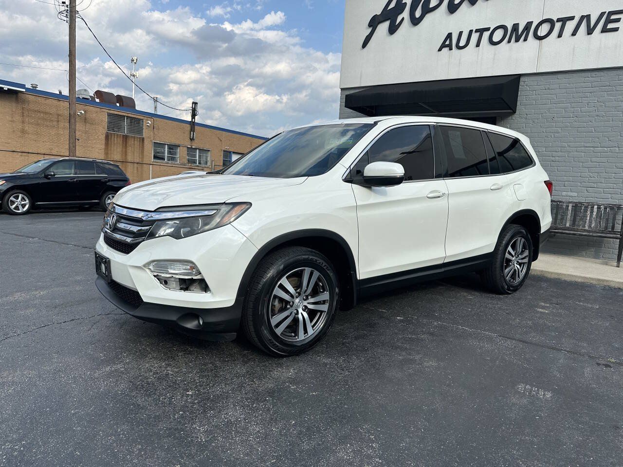 Used 2016 Honda Pilot EX-L image 1