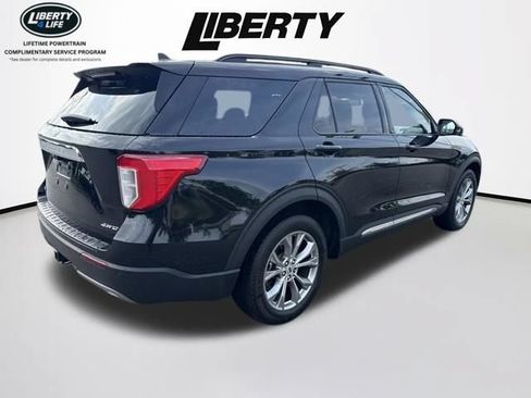 Used 2023 Ford Explorer XLT w/ Equipment Group 202A AWD/4WD image 7