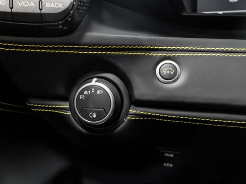 Used 2018 Ferrari 488 GTB image 54