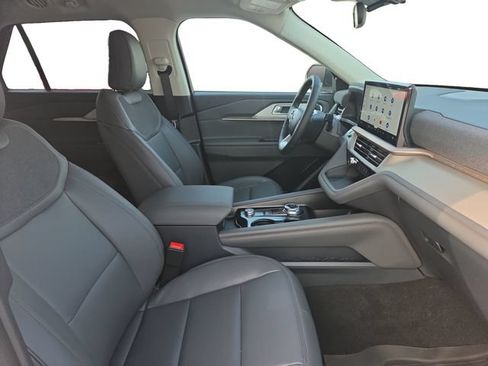 New 2026 Ford Explorer Active w/ Active Comfort Package AWD/4WD image 41