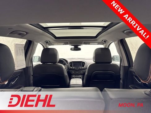 Used 2023 GMC Terrain AT4 w/ Infotainment Package II image 8