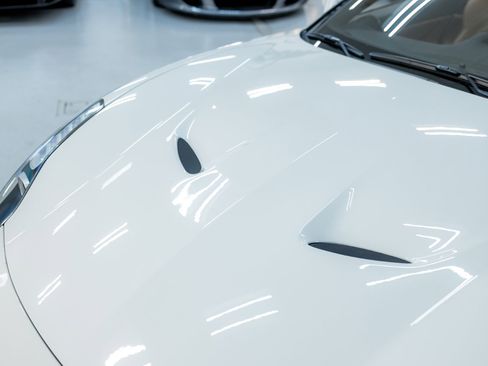 Used 2016 Ferrari California T image 19