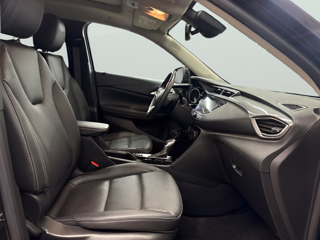 Used 2023 Buick Encore GX Essence w/ Experience Buick Package AWD/4WD image 15