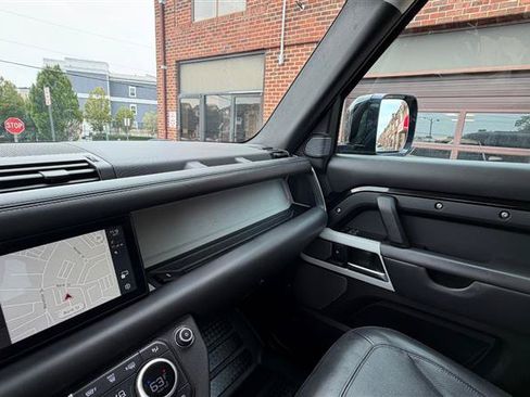 Used 2020 Land Rover Defender 110 HSE AWD/4WD image 37