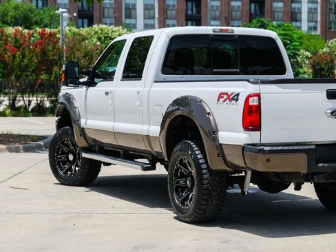 Used 2015 Ford F250 King Ranch w/ FX4 Off-Road Package AWD/4WD image 22