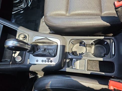 Used 2014 Volkswagen Tiguan SEL FWD image 23