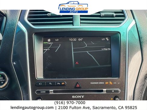 Used 2017 Ford Explorer Platinum AWD/4WD image 13
