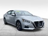 Used 2022 Nissan Altima 2.5 SV w/ SV Premium Package image 3