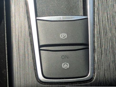 Used 2025 Ford Escape Active FWD image 28