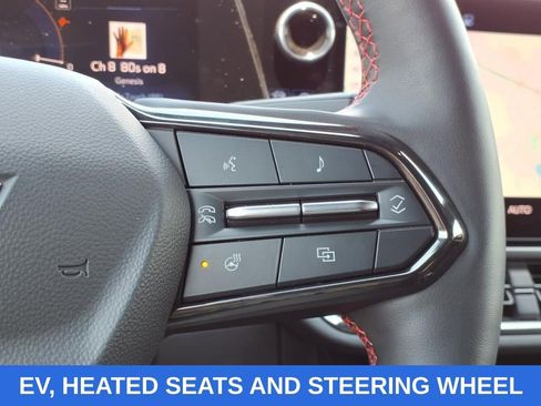 Used 2024 Chevrolet Equinox EV RS image 25