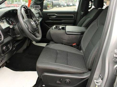 Used 2025 RAM 1500 Big Horn AWD/4WD image 16