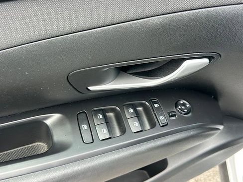 Used 2023 Hyundai Tucson SEL w/ Convenience Package AWD/4WD image 18