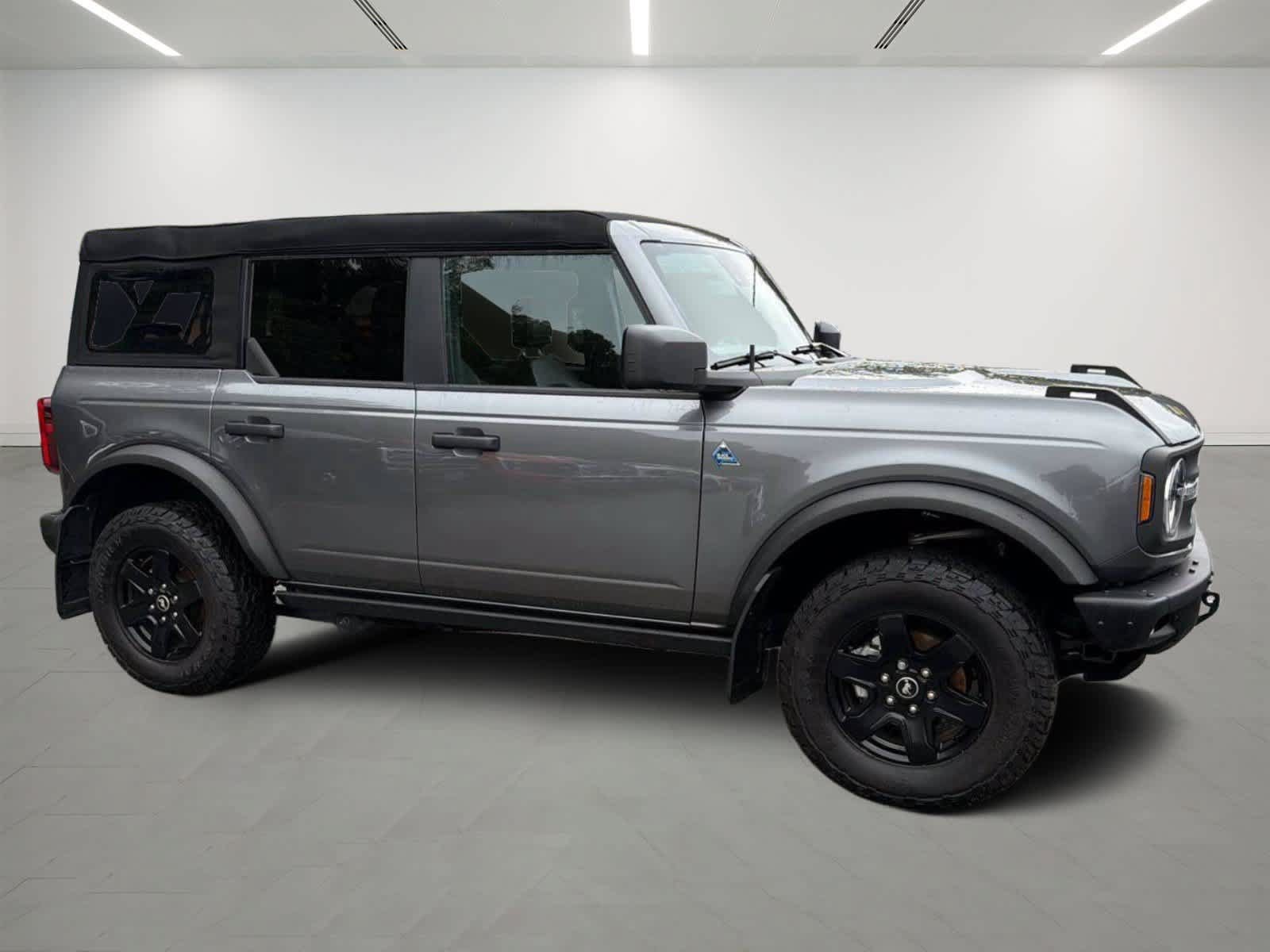 Used 2024 Ford Bronco Black Diamond AWD/4WD image 6
