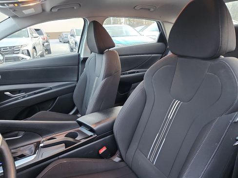 Used 2024 Hyundai Elantra SEL image 22