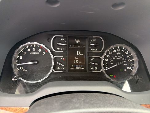 Used 2021 Toyota Tundra 1794 Edition AWD/4WD image 17