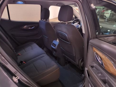 Used 2019 GMC Terrain SLE w/ Driver Convenience Package image 13