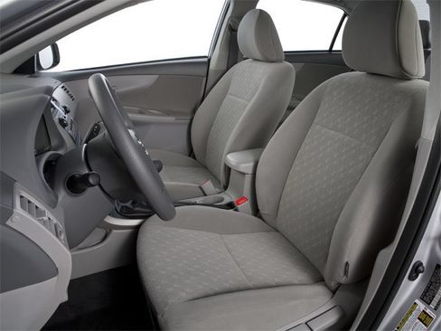 Used 2010 Toyota Corolla LE w/ LE EVP Pkg #1 FWD image 8