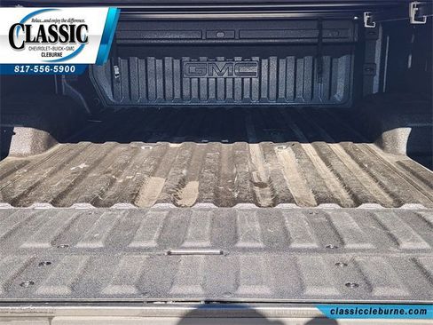 Used 2025 GMC Sierra 2500 AT4X image 30