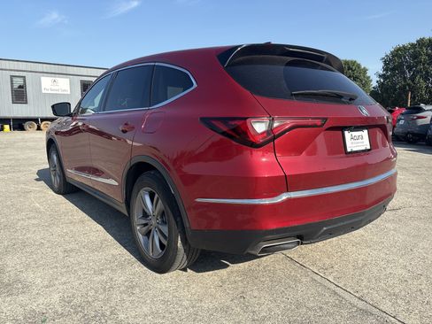 Used 2023 Acura MDX SH-AWD image 3