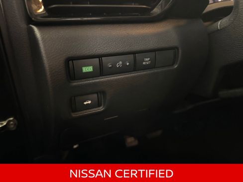 Certified 2023 Nissan Sentra SV FWD image 26