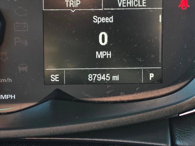 Used 2019 Chevrolet Trax LT w/ LT Convenience Package AWD/4WD image 27