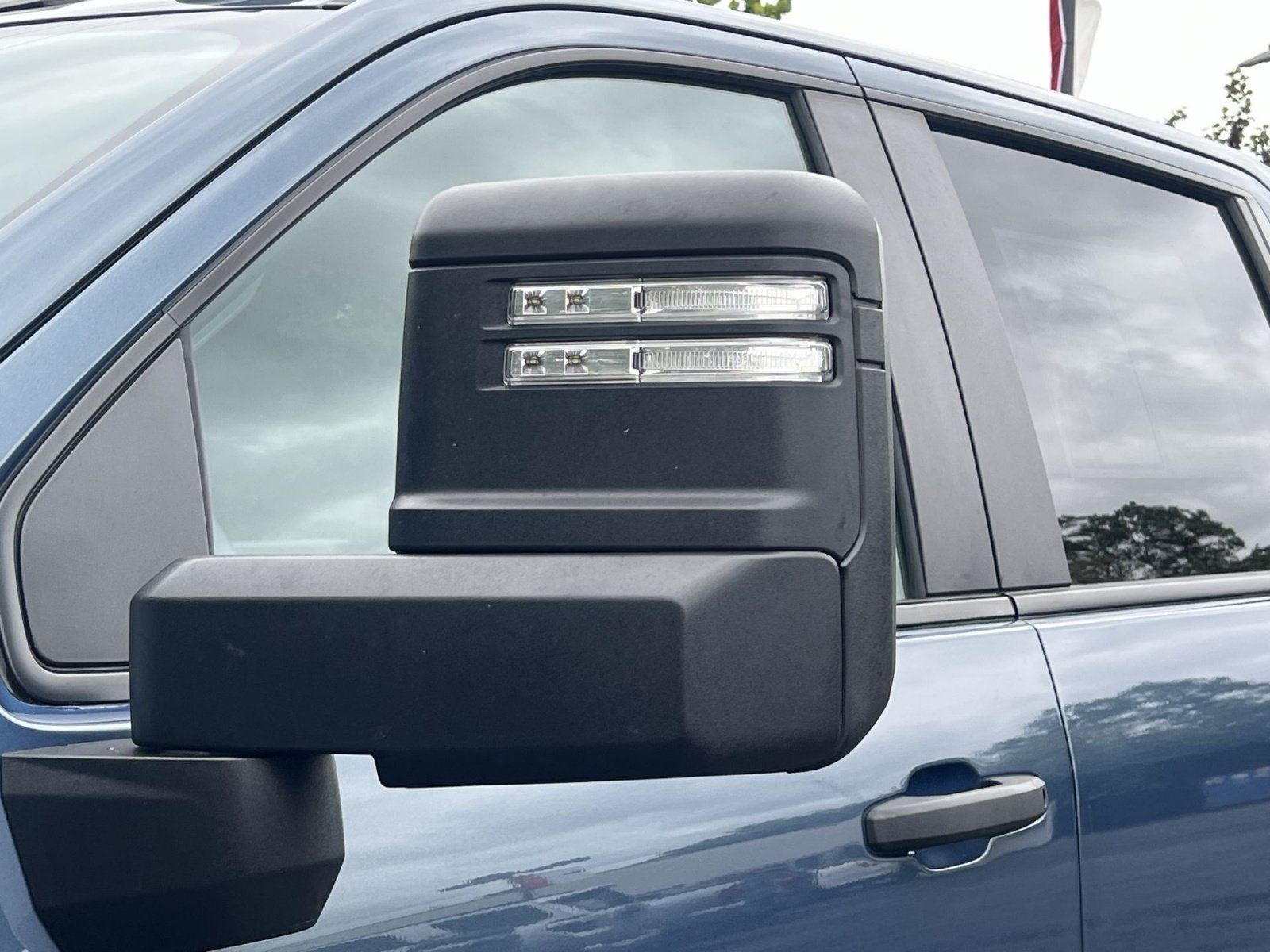 Used 2025 Chevrolet Silverado 2500 Custom w/ Custom Value Package AWD/4WD image 28