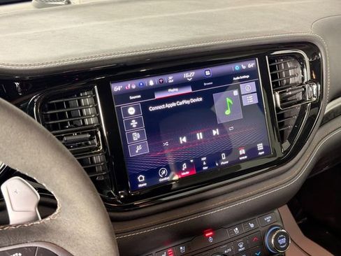 Used 2025 Dodge Durango SRT Hellcat image 15