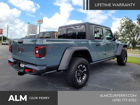 New 2025 Jeep Gladiator Rubicon w/ Safety Group AWD/4WD image 12