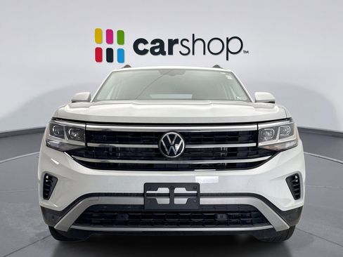 Used 2023 Volkswagen Atlas SE w/ Panoramic Sunroof Package image 8