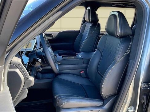 Used 2026 INFINITI QX80 Autograph image 25