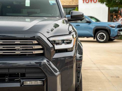 New 2026 Toyota 4Runner Limited AWD/4WD image 7