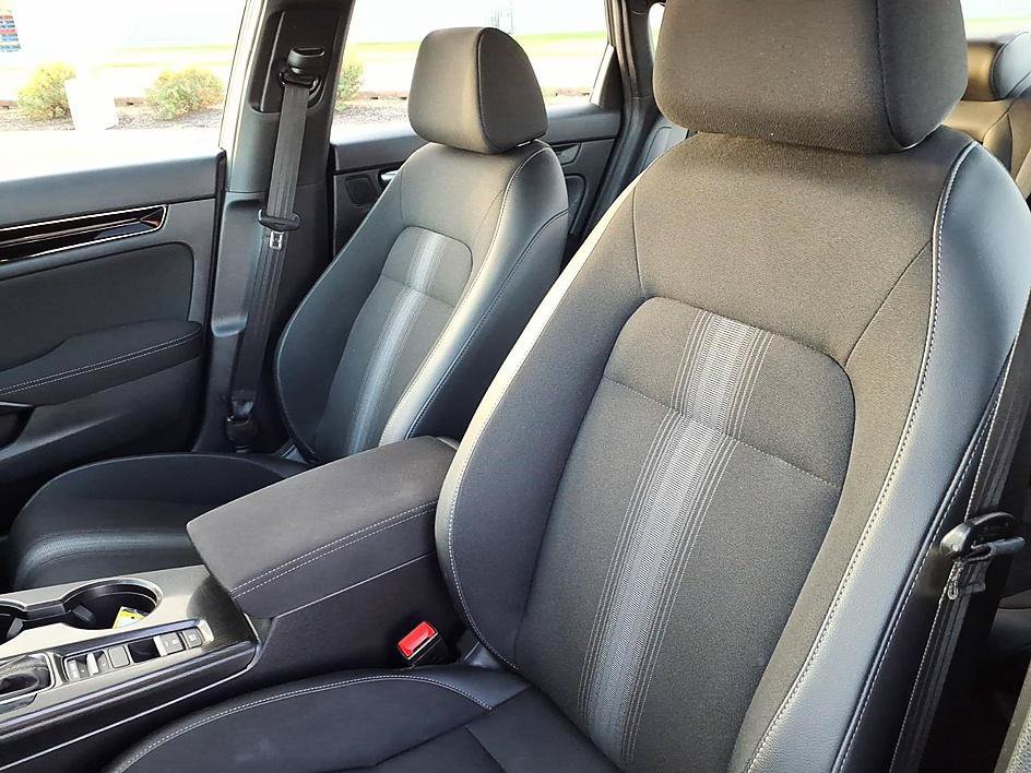 Certified 2025 Honda Civic Sport image 16