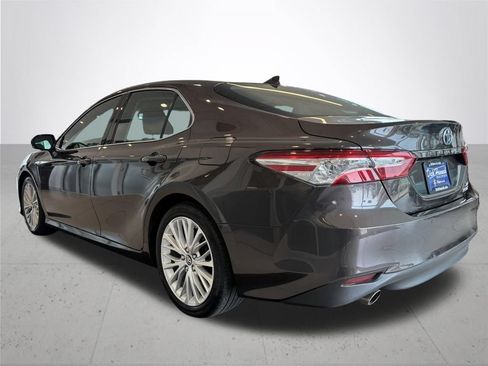 Used 2018 Toyota Camry XLE w/ Audio Package FWD image 10