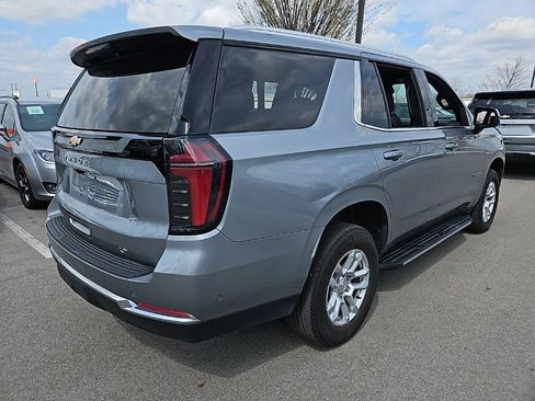 Used 2025 Chevrolet Tahoe LT AWD/4WD image 3